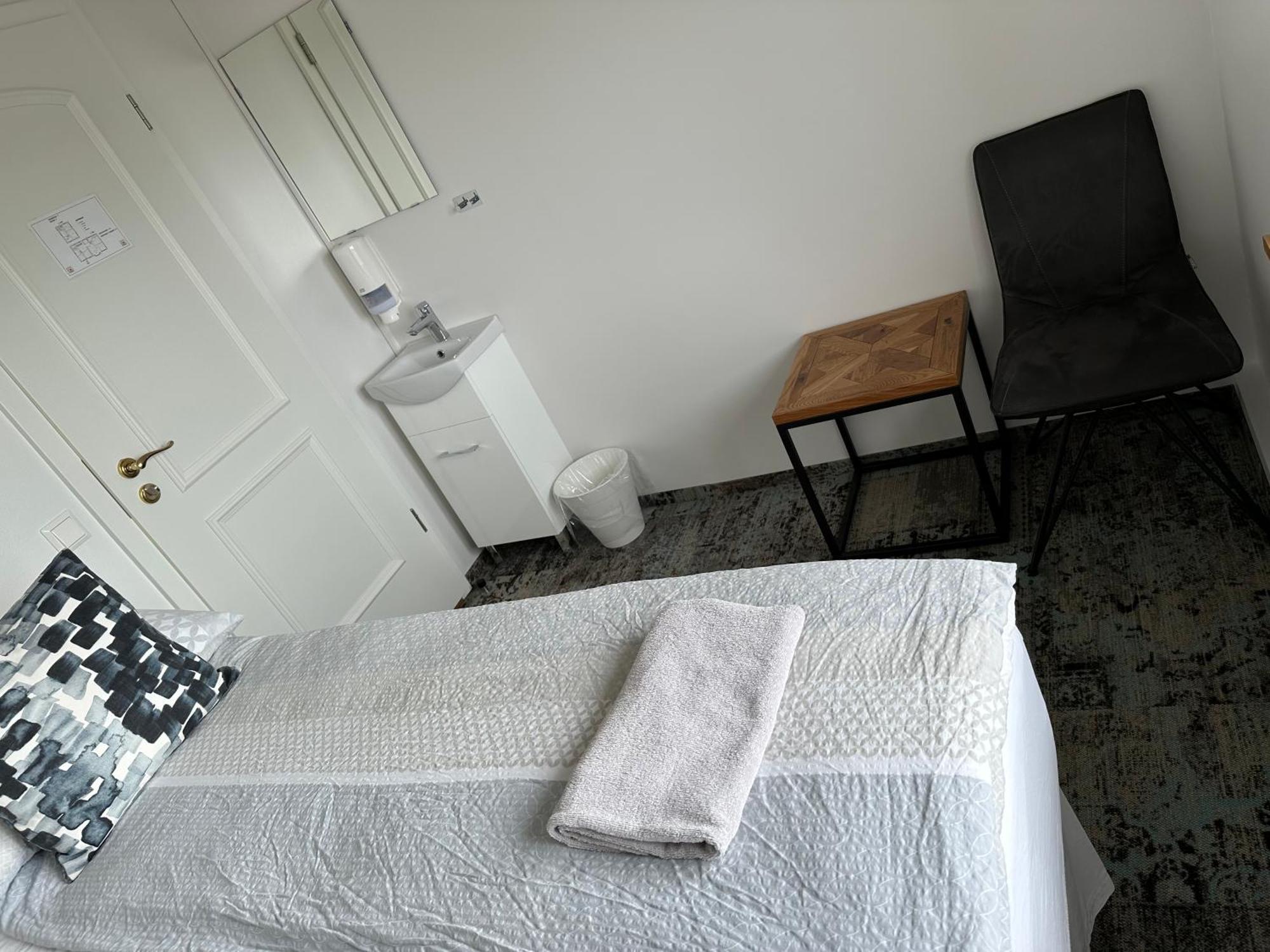 Guesthouse Dyngja Höfn Екстериор снимка