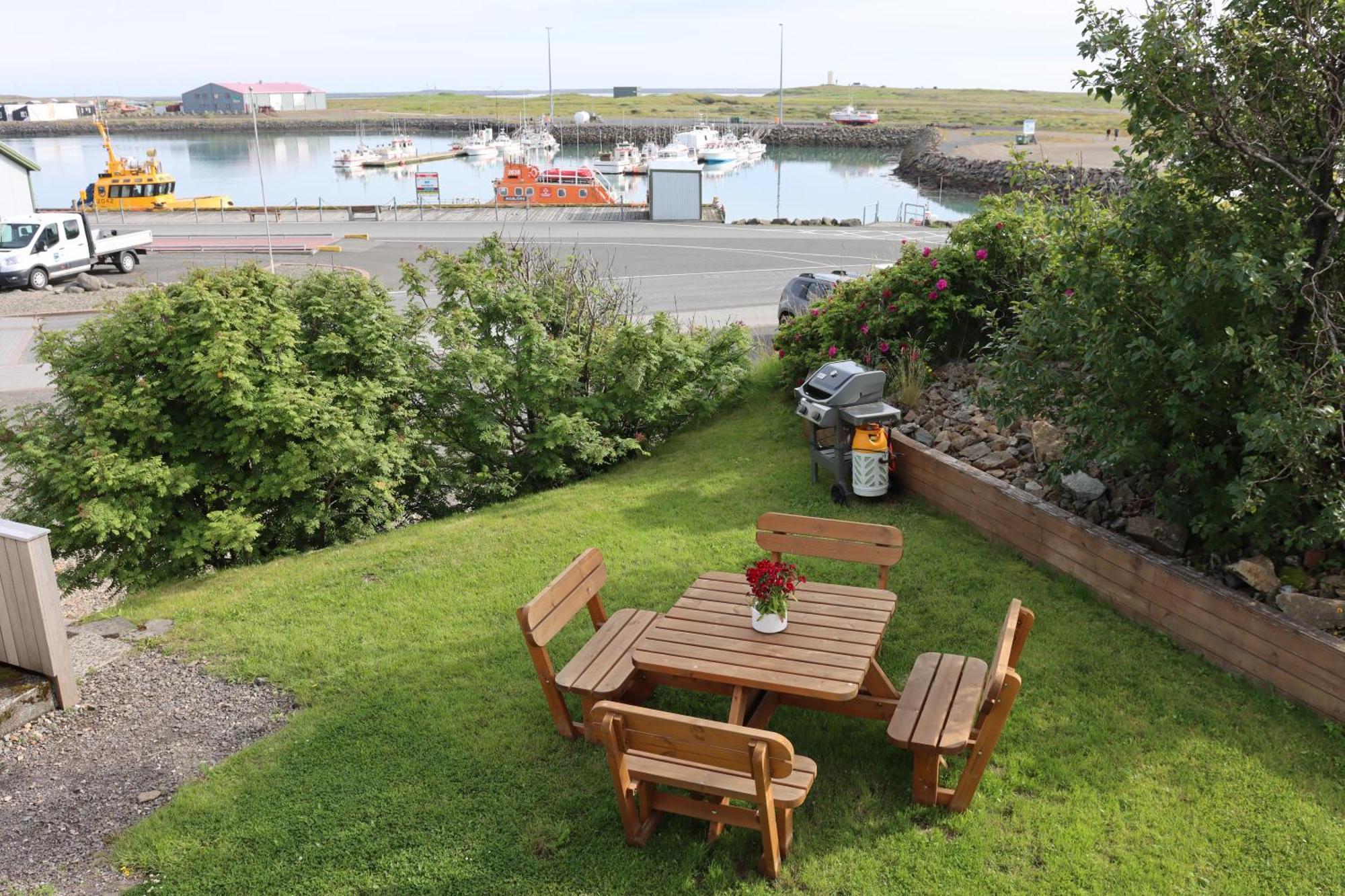 Guesthouse Dyngja Höfn Екстериор снимка