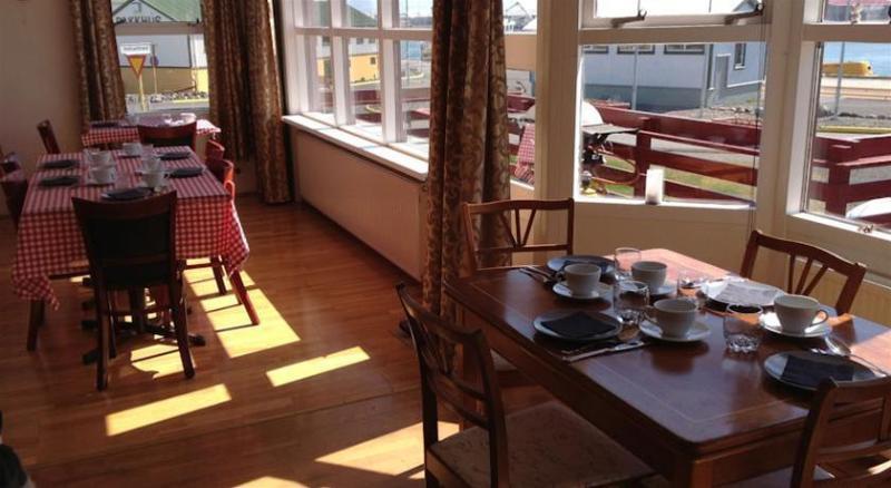 Guesthouse Dyngja Höfn Екстериор снимка
